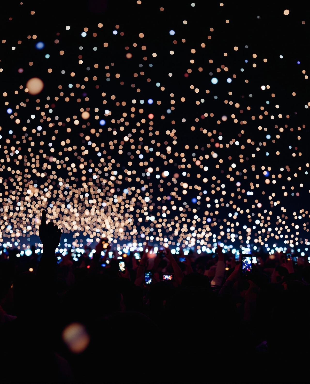 51吃瓜每日大赛全职没电视剧免费观看平台引发吃瓜群众热议，明星直播片段成新宠